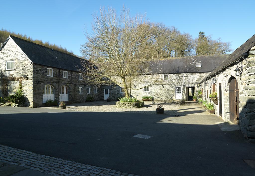 Bryn Melyn Farm Cottages Бэйла Экстерьер фото